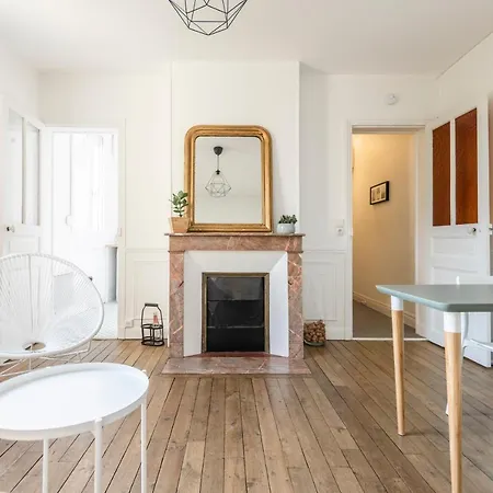 Appartement Cosy A 10 Min A Pieds De La Gare Reims Exterior photo